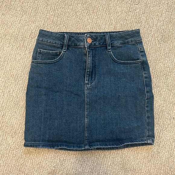 Garage Dresses & Skirts - Jean skirt 💙